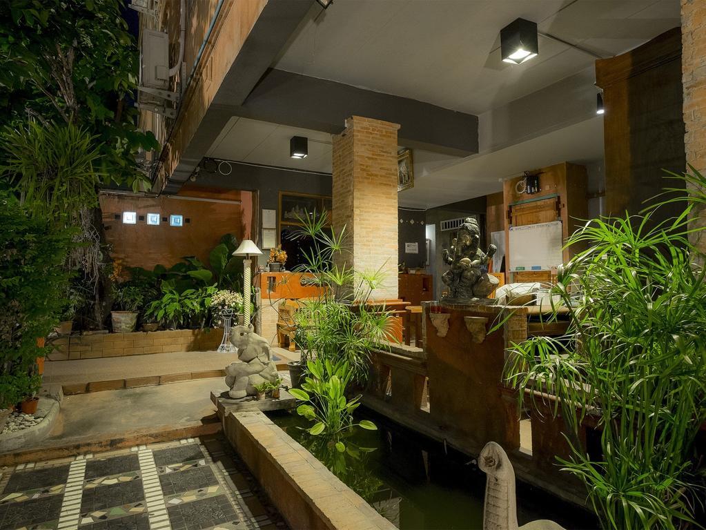 ホテル Grace Boutique House チエンマイ エクステリア 写真