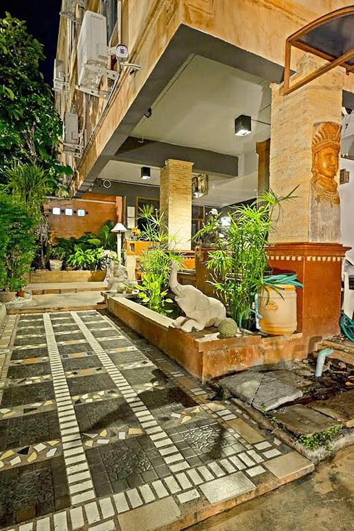 ホテル Grace Boutique House チエンマイ エクステリア 写真